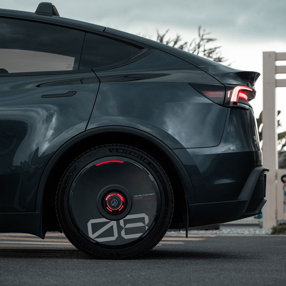 HALODISC 2 Custom Numbers - Black | Set of 4 Wheel Covers for Tesla