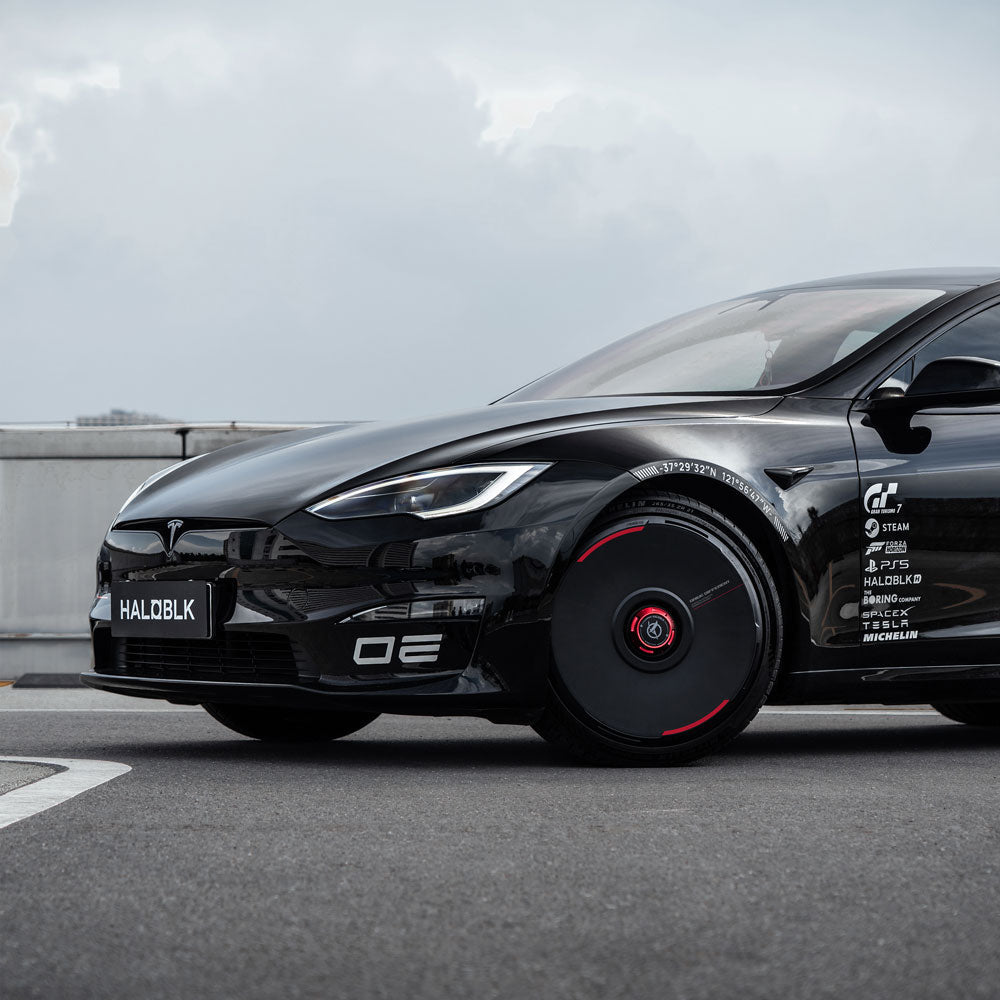HALODISC 2 Custom Numbers - Black | Set of 4 Wheel Covers for Tesla