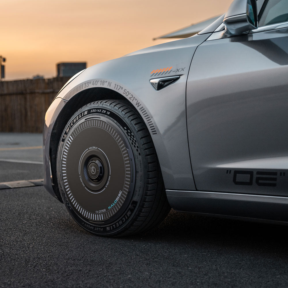 HALODISC 2 Charging | Set of 4 Wheel Covers for Tesla